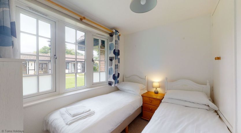 Photo of 28 Tudor Court, Tolroy Manor