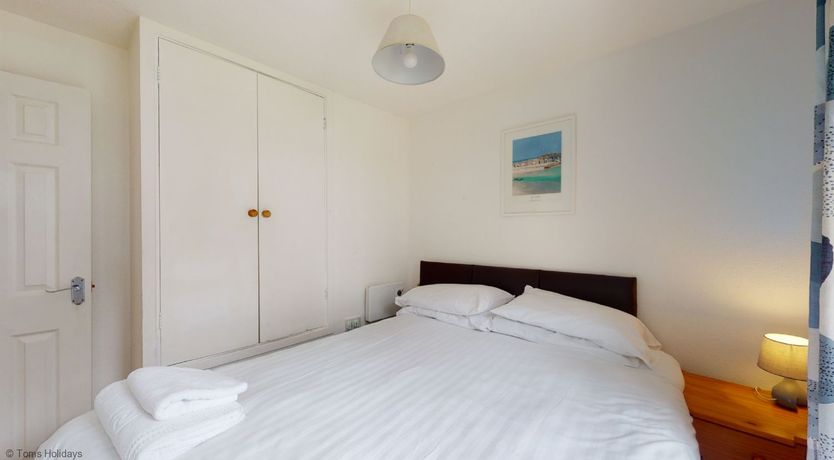 Photo of 28 Tudor Court, Tolroy Manor