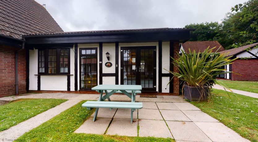 Photo of 28 Tudor Court, Tolroy Manor