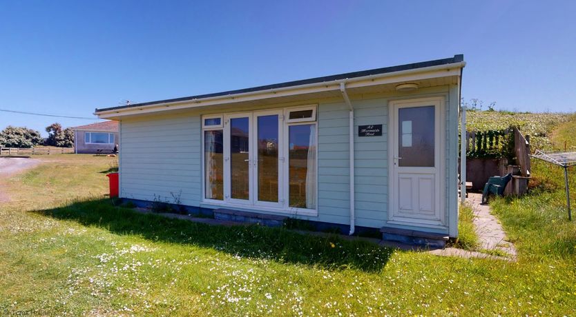 Photo of A02 Mermaids Nest (A2), Riviere Towans