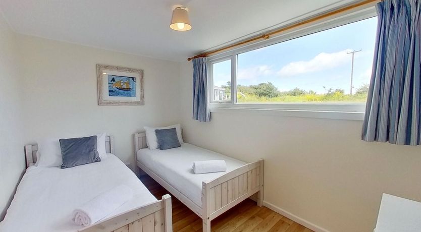 Photo of A02 Mermaids Nest (A2), Riviere Towans