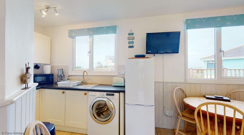 Photo of B07 Sea Esta (B7), Riviere Towans