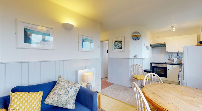 Photo of B07 Sea Esta (B7), Riviere Towans