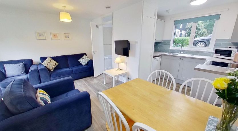 Photo of 46 Strawberry Hill, Tolroy Manor