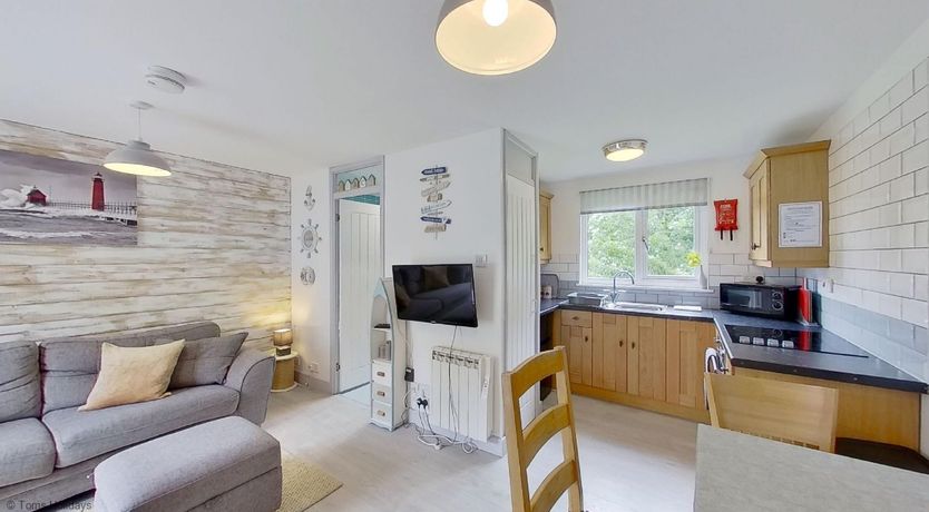 Photo of 36 Strawberry Hill, Tolroy Manor