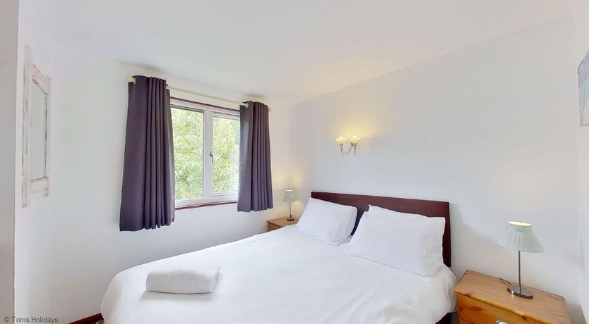 Photo of 36 Strawberry Hill, Tolroy Manor