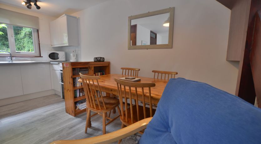 Photo of 60 Strawberry Hill, Tolroy Manor