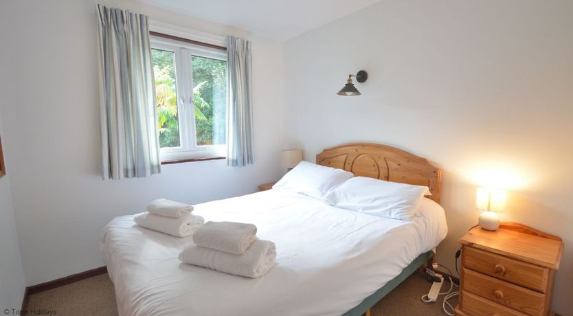 Photo of 60 Strawberry Hill, Tolroy Manor