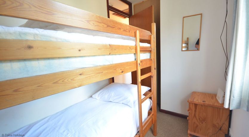 Photo of 60 Strawberry Hill, Tolroy Manor