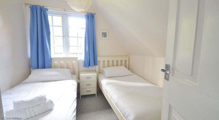 Photo of 36 Tudor Court, Tolroy Manor 