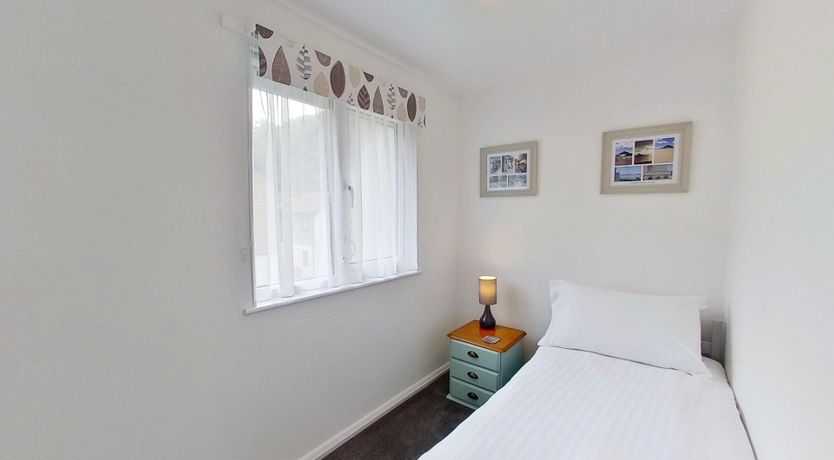 Photo of 44 Strawberry Hill, Tolroy Manor