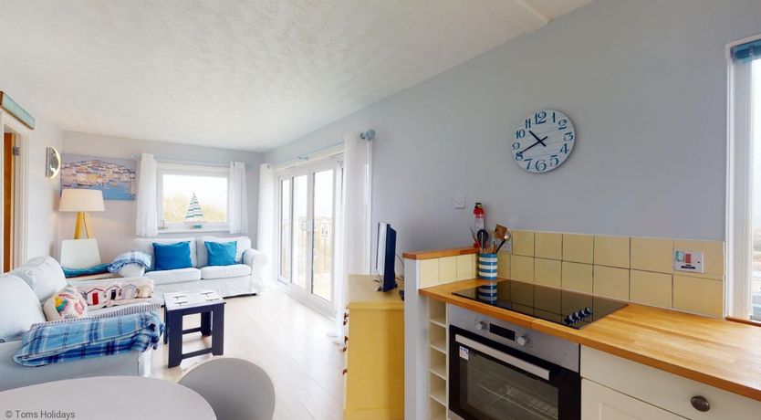 Photo of D50 Ocean Swell, Riviere Towans