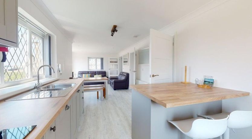 Photo of B51 Blue Bay, Riviere Towans