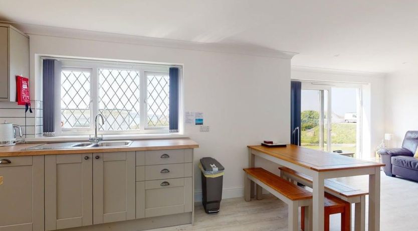 Photo of B51 Blue Bay, Riviere Towans