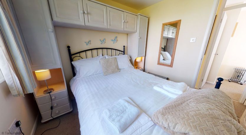 Photo of 65 Strawberry Hill, Tolroy Manor