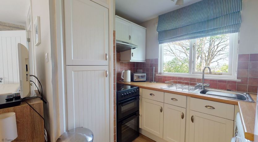 Photo of 65 Strawberry Hill, Tolroy Manor