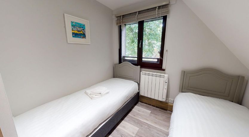 Photo of 48 Trevithick Court, Tolroy Manor