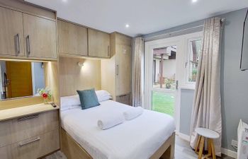 23 Trevithick Court, Tolroy Manor Holiday Home