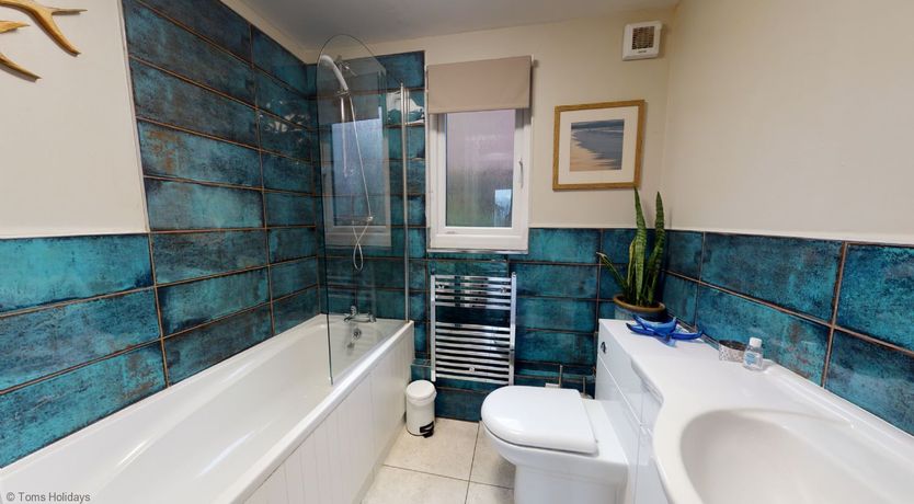 Photo of 45 Strawberry Hill, Tolroy Manor