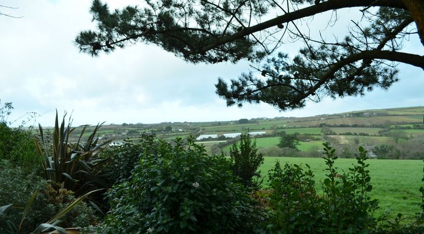 Photo of 45 Strawberry Hill, Tolroy Manor