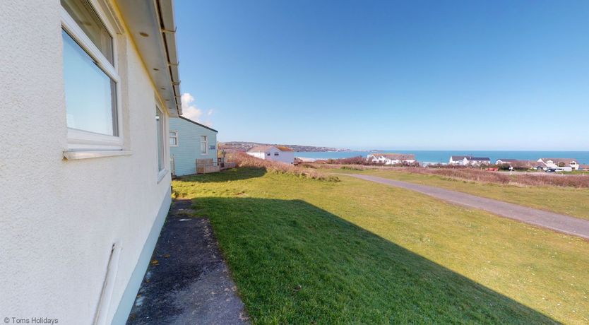 Photo of B04 Beachcroft (B4), Riviere Towans