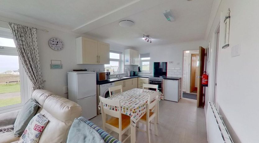 Photo of B04 Beachcroft (B4), Riviere Towans