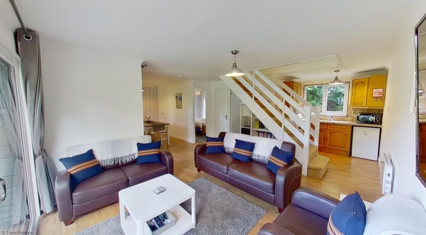 Photo of 88 Strawberry Hill, Tolroy Manor