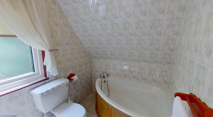 Photo of 88 Strawberry Hill, Tolroy Manor