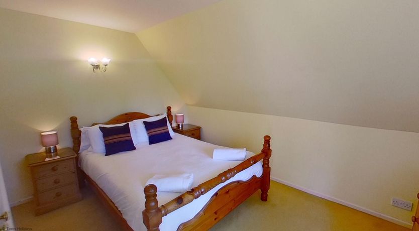 Photo of 88 Strawberry Hill, Tolroy Manor