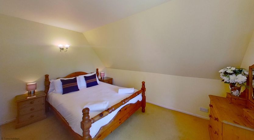 Photo of 88 Strawberry Hill, Tolroy Manor