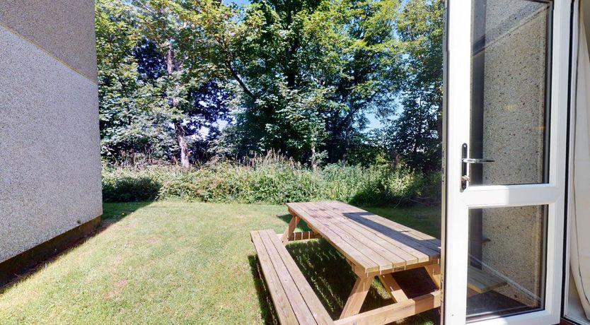 Photo of 82 Strawberry Hill, Tolroy Manor