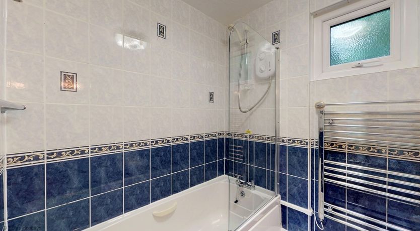 Photo of 24 Strawberry Hill, Tolroy Manor