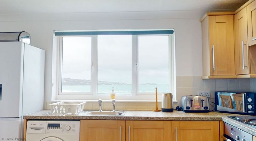 Photo of B37 Ebb Tide, Riviere Towans