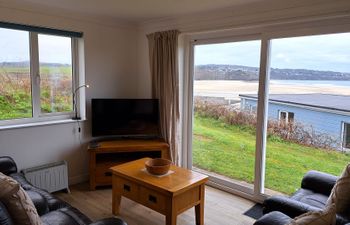 B37 Ebb Tide, Riviere Towans Holiday Home