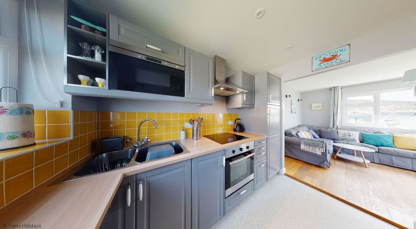 Photo of B32 Swiss Chalet, Riviere Towans