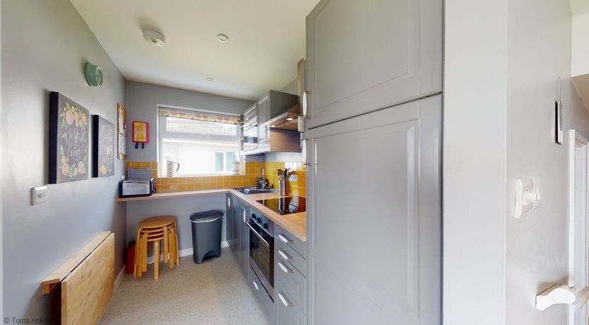 Photo of B32 Swiss Chalet, Riviere Towans