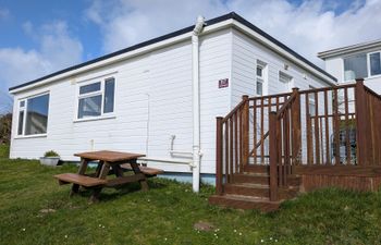 E17 Glenvale, Riviere Towans Holiday Home