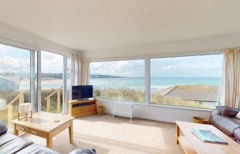 B42 Shilly Chalet, Riviere Towans Holiday Home