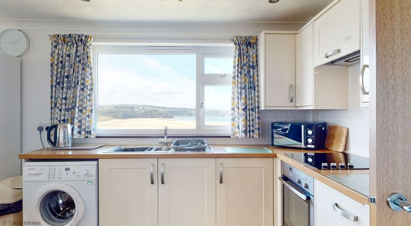 Photo of B34 Menadarva, Riviere Towans