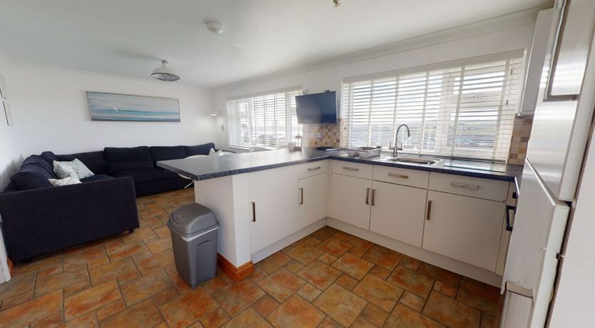 Photo of E29 Bonnie Bank, Riviere Towans