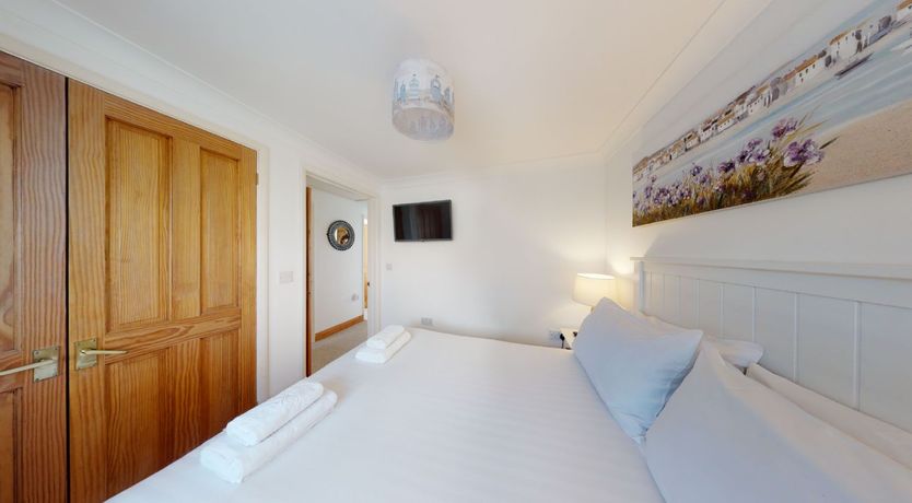 Photo of E29 Bonnie Bank, Riviere Towans