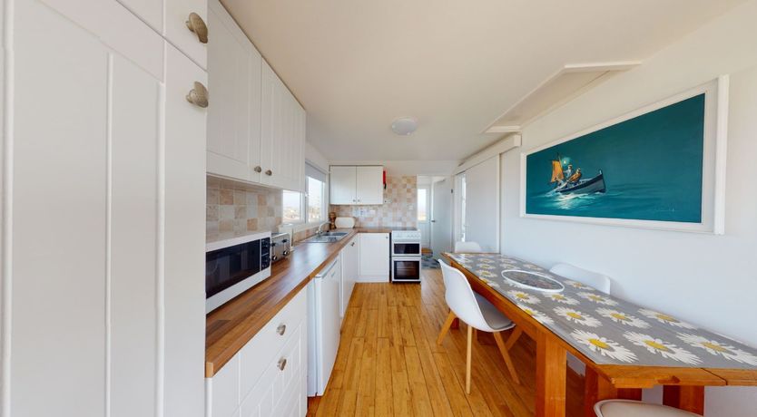 Photo of E43 Montclare, Riviere Towans