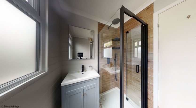 Photo of E28 HI-Up, Riviere Towans