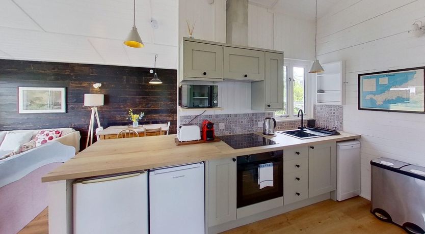 Photo of D04 Hawaiian (D4), Riviere Towans