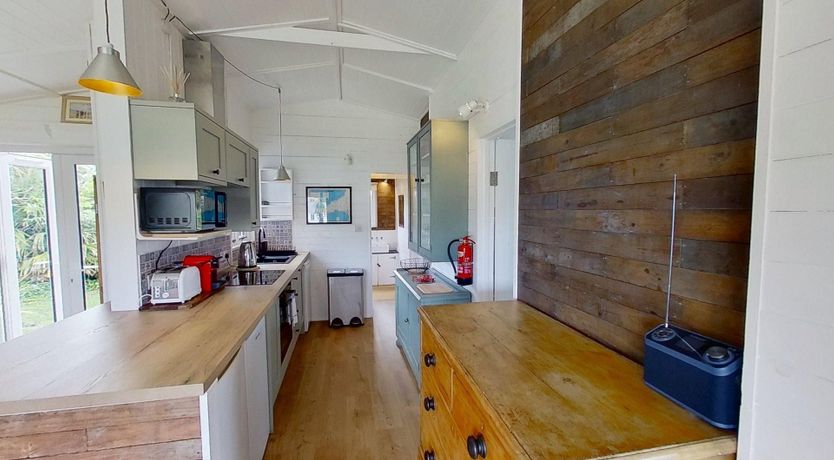 Photo of D04 Hawaiian (D4), Riviere Towans