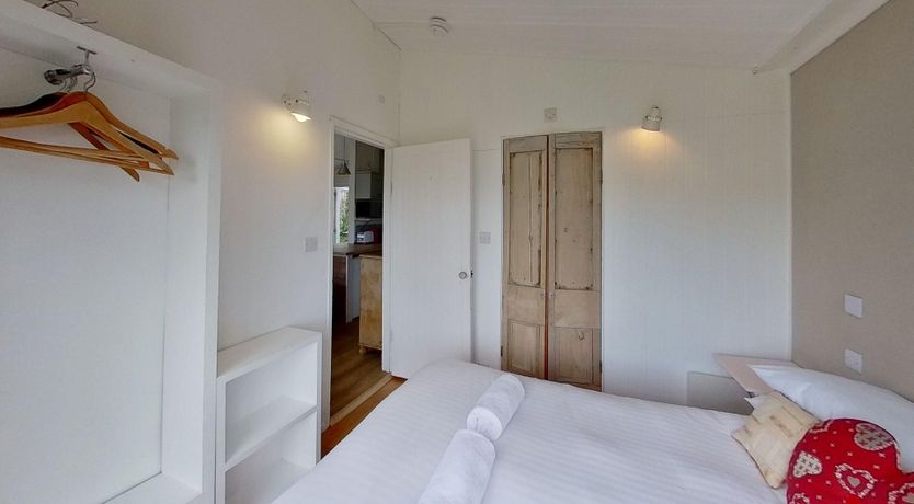 Photo of D04 Hawaiian (D4), Riviere Towans