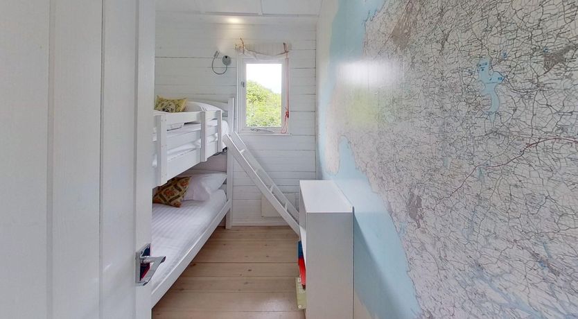 Photo of D04 Hawaiian (D4), Riviere Towans