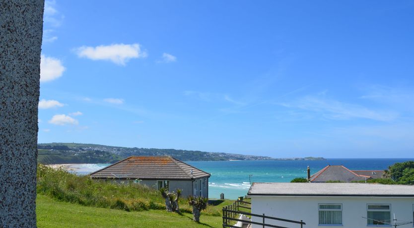 Photo of B52 Oyster, Riviere Towans