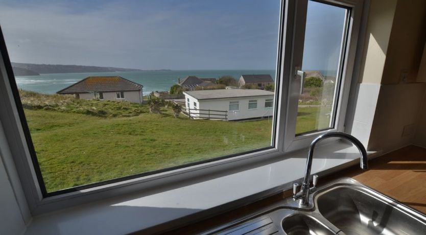 Photo of B52 Oyster, Riviere Towans