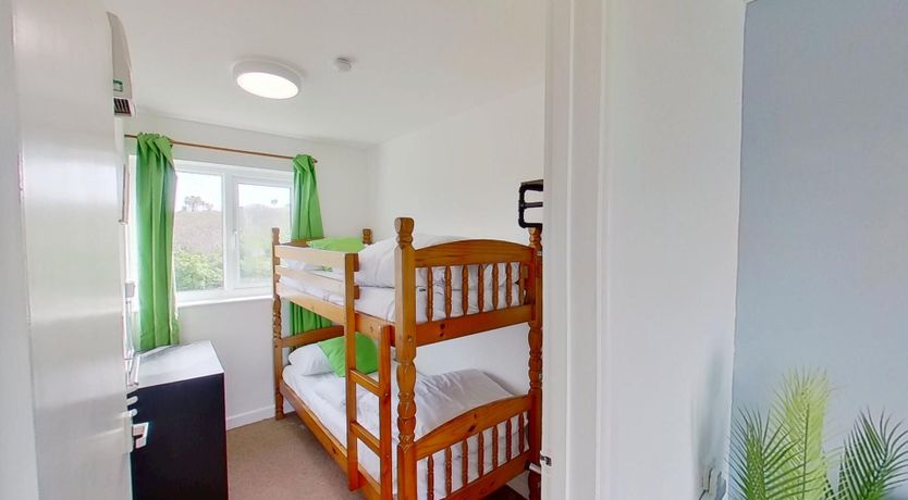 Photo of B52 Oyster, Riviere Towans